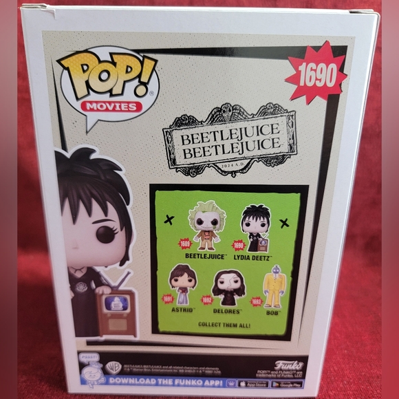Lydia Deetz funko # 1690 (nib) With pop protector - Picture 7 of 7